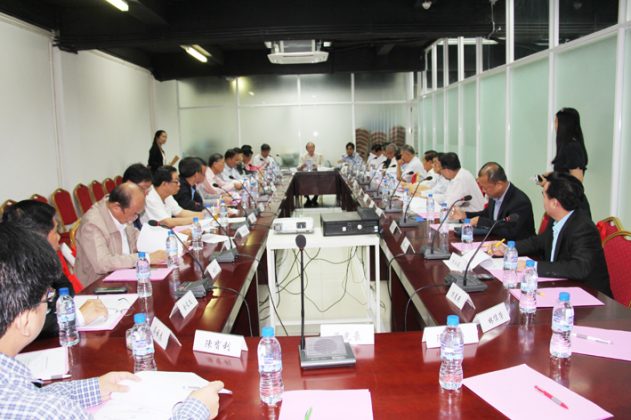 柬华理事总会召开特别会议 通过新章程、新会徽