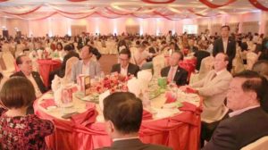 柬华总会与2500名市场商户欢聚一堂 “友谊饭”盛宴促进交流拉近距离